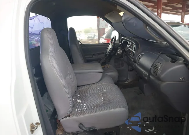 1B7HC16X71S629863: 43028565