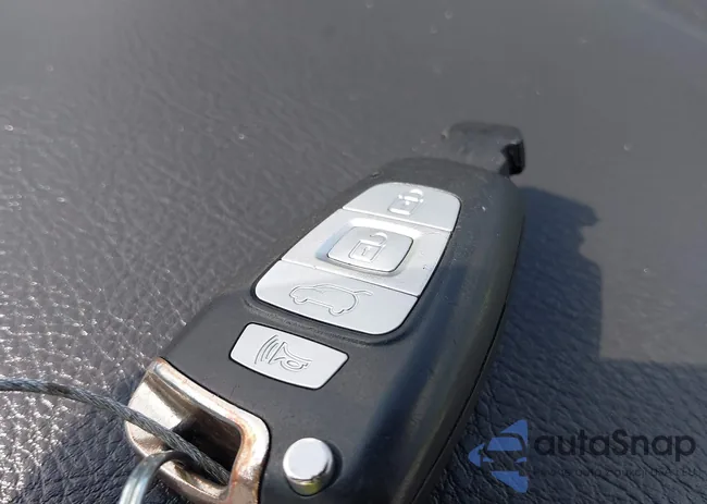 KM8NU4CC8CU191389: 43028584