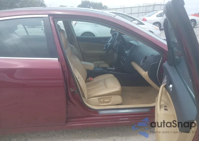 1N4AA5AP0AC816240: 43028589