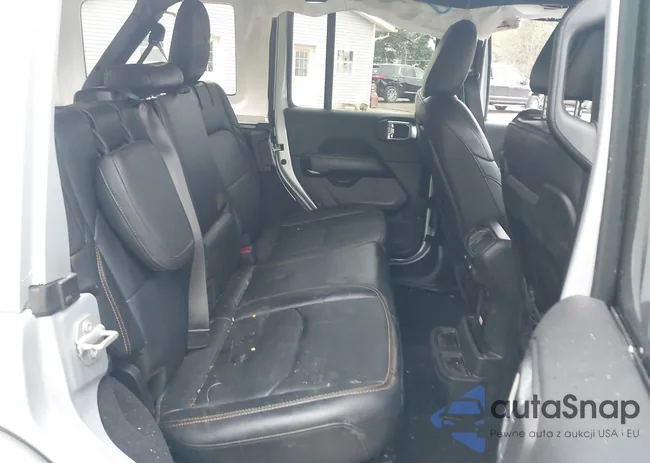 1C4RJXP64RW148427: 43028683