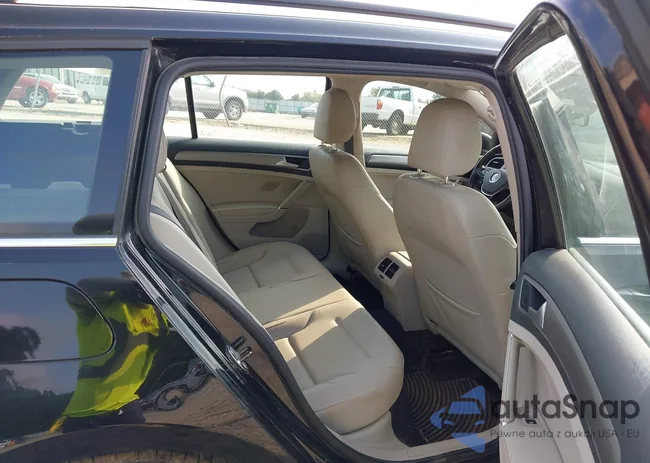 3VWFA7AU4FM510808: 43028136