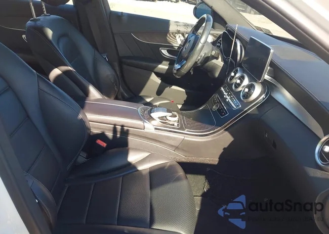 55SWF4KBXGU104052: 43029786