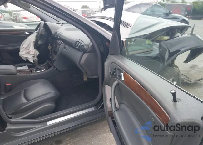 WDBRF64J72E009116: 43029859