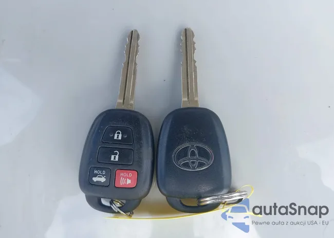 2T1BURHE7GC743238: 43028967