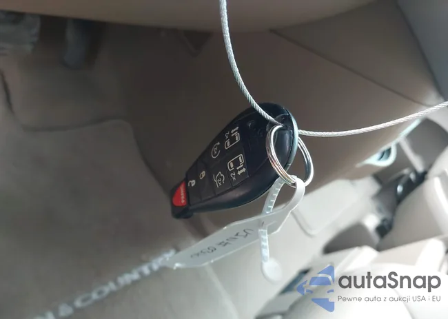 2C4RC1BG9FR630340: 43029083