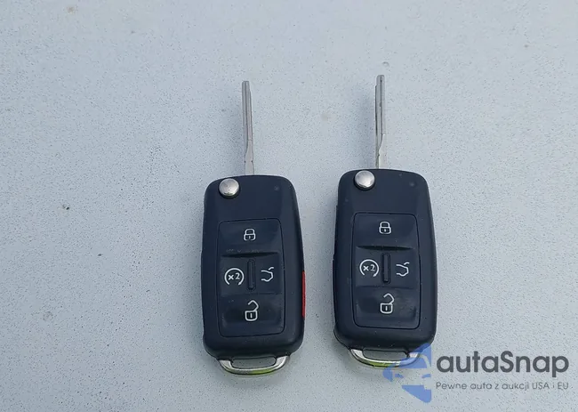 1VWCN7A3XDC034366: 43030494