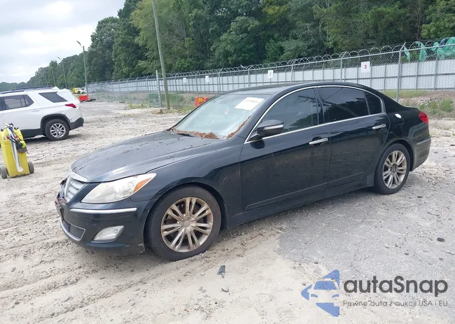 KMHGC4DD2DU234046: 43030666