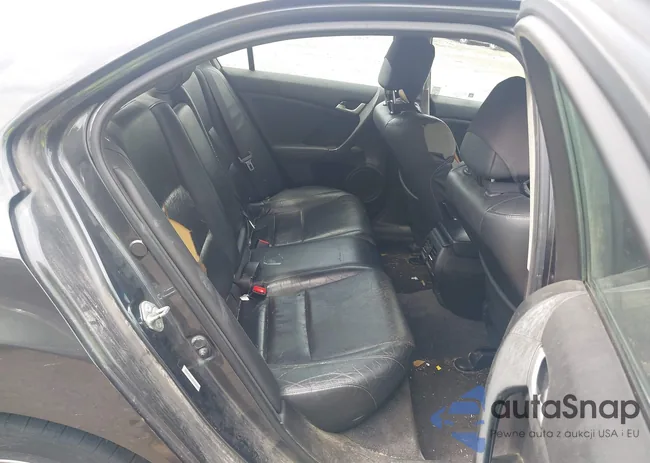 JH4CU2F63BC004181: 43029960