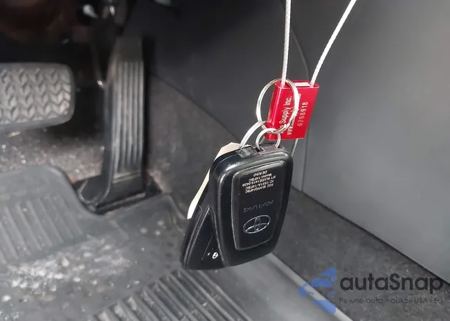 2T3J1RFV0KW011071: 43030026