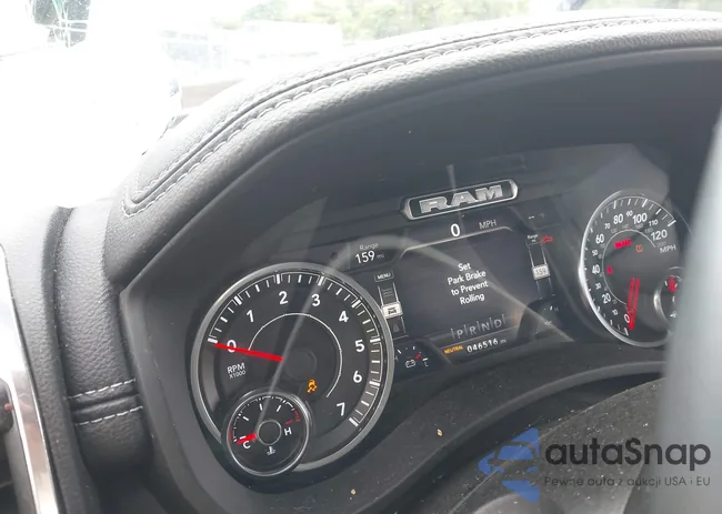 3C6UR5FJ2NG327904: 43030124