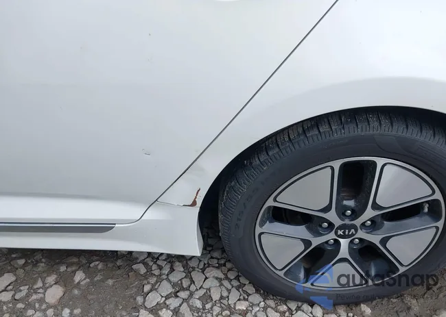 KNAGM4AD4D5058890: 43031658