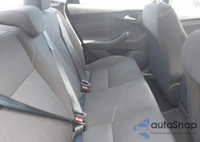 1FADP3F27HL240346: 43031719