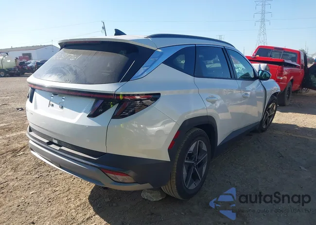 3KMJC3DE2SE011074: 43031761