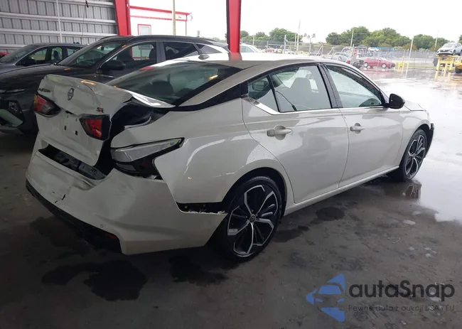 1N4BL4CV1SN301077: 43030961