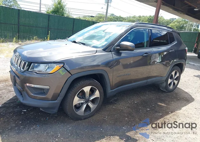 3C4NJDBB8JT245724: 43030962