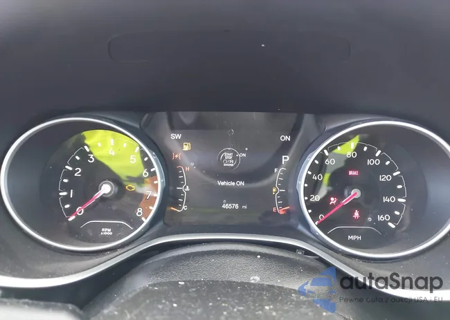 3C4NJDBB8JT245724: 43030962