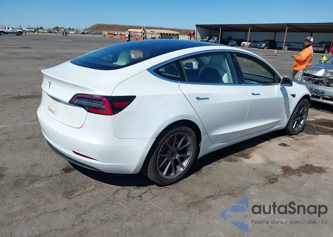 5YJ3E1EA3JF155473: 43031030