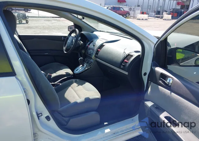 3N1AB6AP0BL673666: 43031067