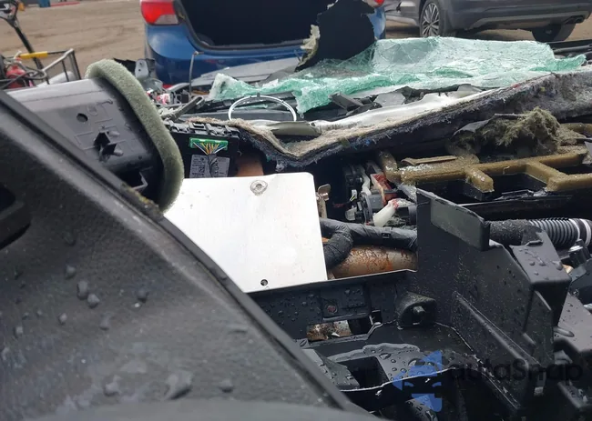 1N4AL3AP9JC207212: 43032514