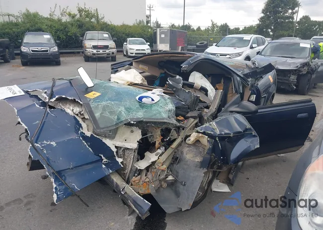 1FAFP40452F207327: 43032548