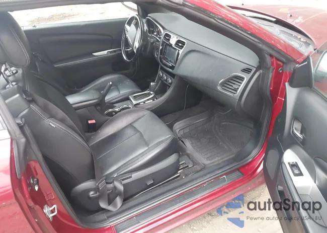 1C3BCBEBXCN229075: 43032677