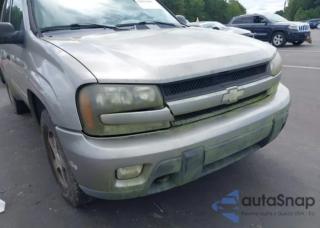 1GNDT13S832375744: 43032686