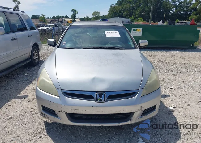 1HGCM66526A061152: 43032726