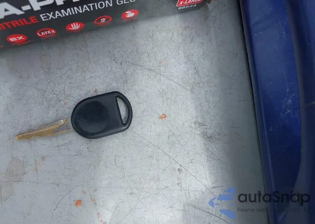 1FTYR14U67PA49779: 43032752