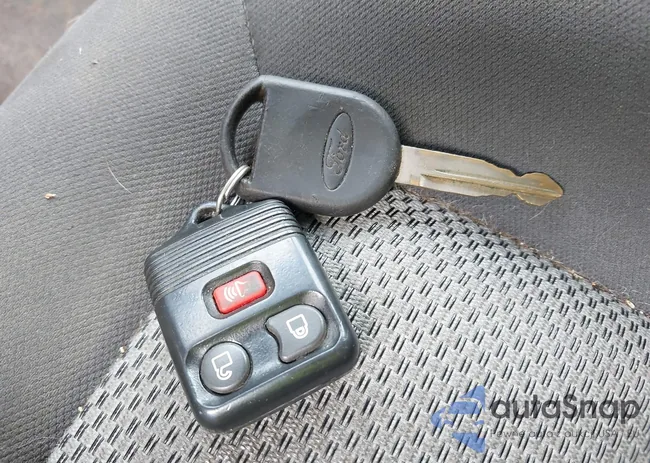 1FMZU77K85UA29351: 43032825