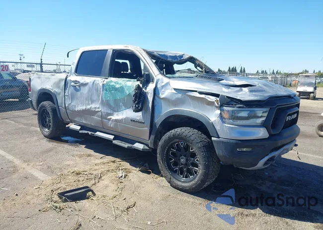 1C6SRFLTXKN692868: 43031939