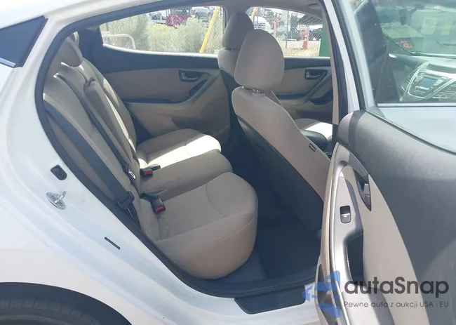 5NPDH4AE8GH694137: 43032057