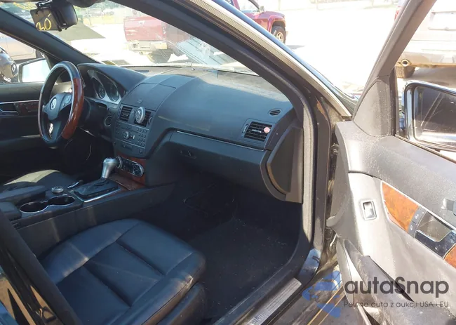 WDDGF8BB4BR182686: 43032225