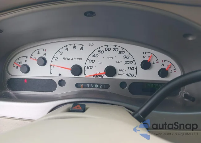 1FMZU67K85UB31825: 43032241