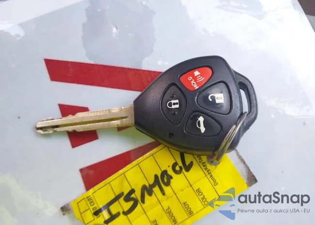 2T1BU4EE2BC680016: 43032261