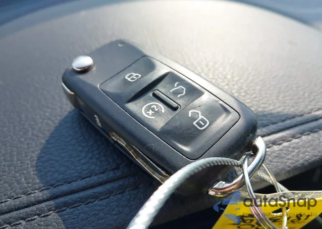 1VWMA7A37LC024781: 43033340