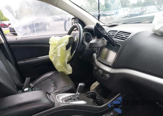 3C4PDDEG2JT528238: 43033407