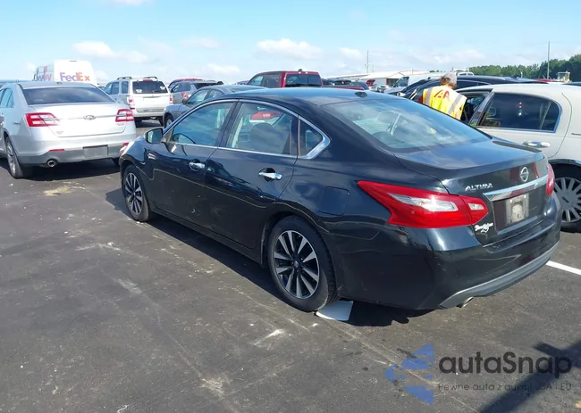 1N4AL3AP9JC234748: 43033442