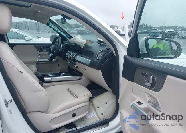 W1N4M4HB0MW141052: 43033561