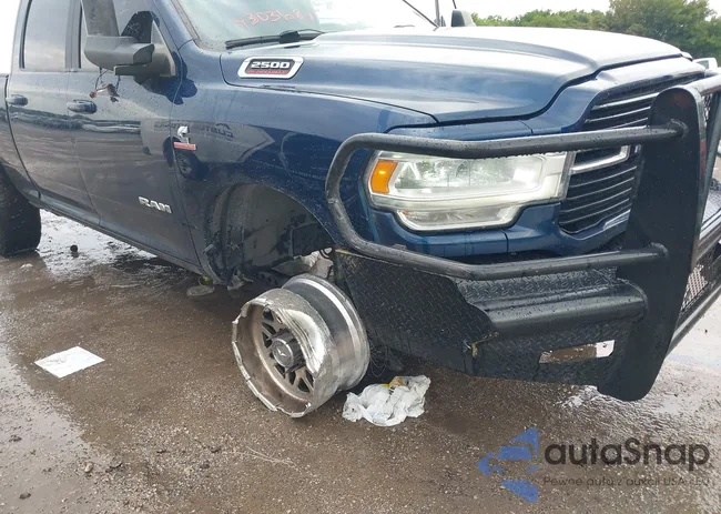 3C6UR5DL9KG653523: 43033684