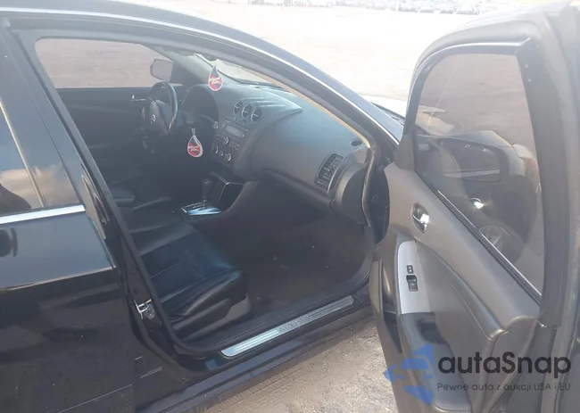 1N4AL2APXCC164903: 43033780