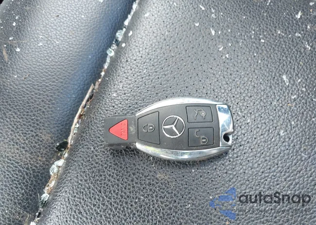 WDDHF8JB4DA738065: 43033857