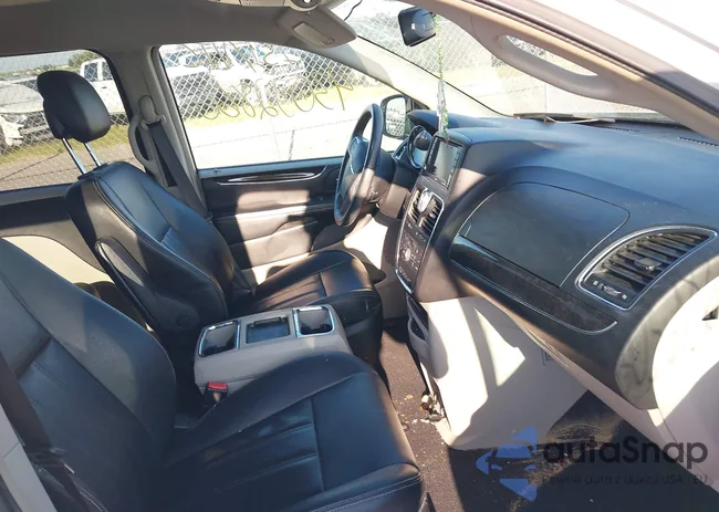 2C4RC1BG2GR157768: 43032866