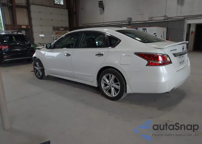 1N4AL3AP2EC325348: 43032870