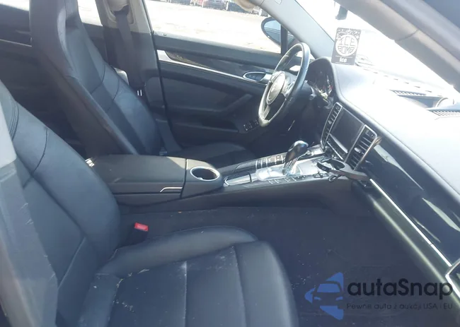 WP0AA2A79DL015495: 43033074