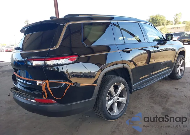 1C4RJJBGXM8207930: 43033078