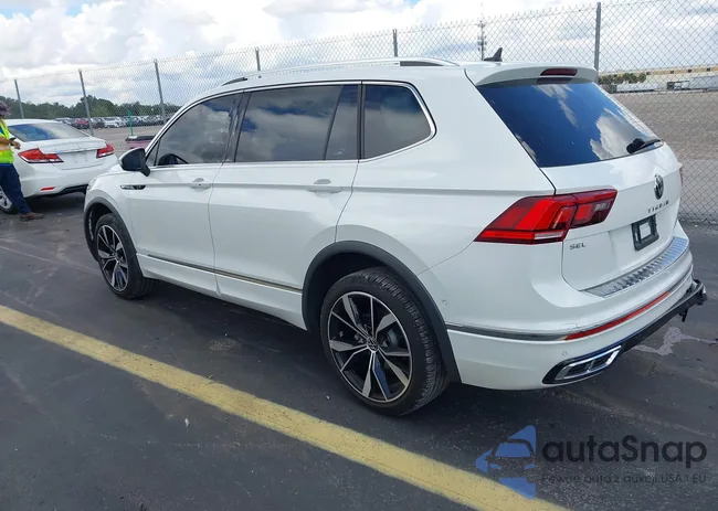 3VV4B7AX7NM109626: 43033109