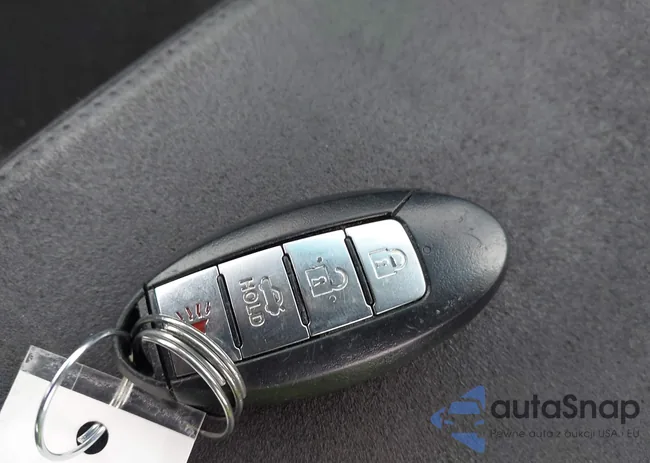 1N4AL3AP2DC171691: 43033128