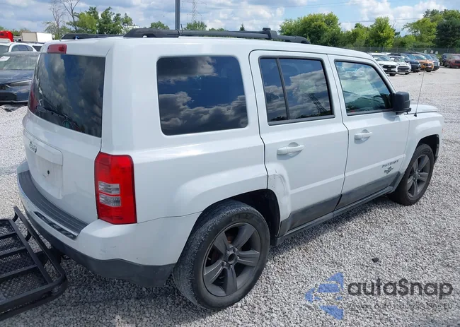 1C4NJPFB8ED630580: 43033179