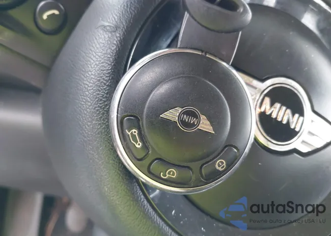 WMWZB3C53FWM33132: 43033230