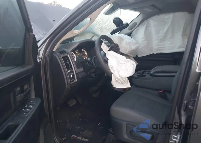 1C6RR6KM9JS225837: 43034285